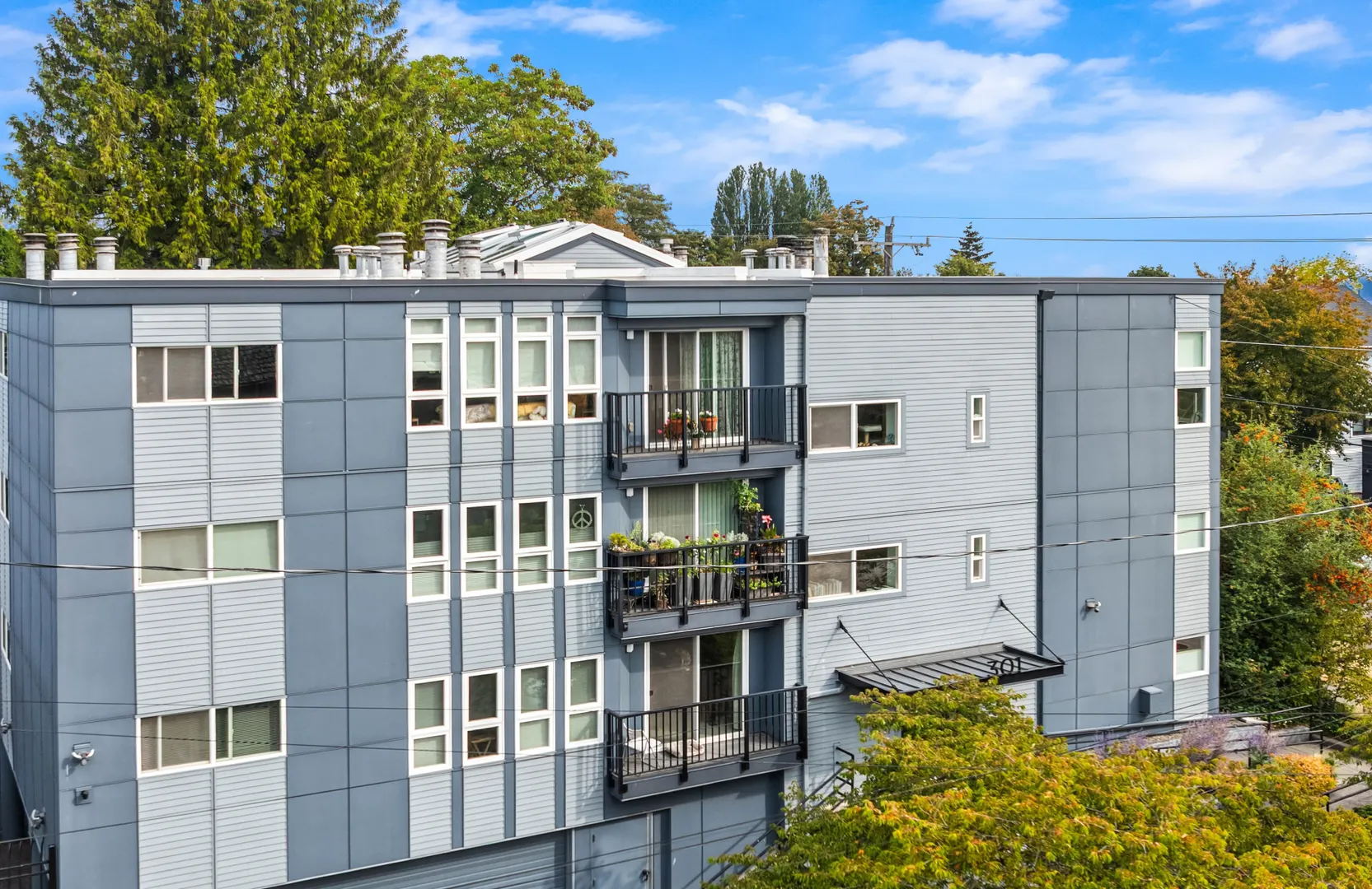 301 22nd Avenue E #1A