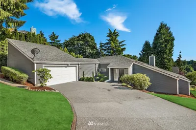 6102 142nd Avenue Se