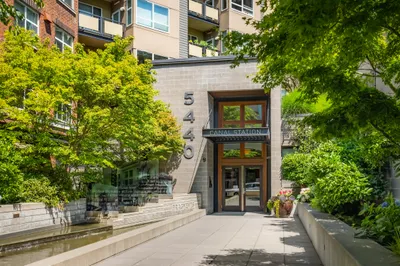 5440 Leary Avenue NW #325