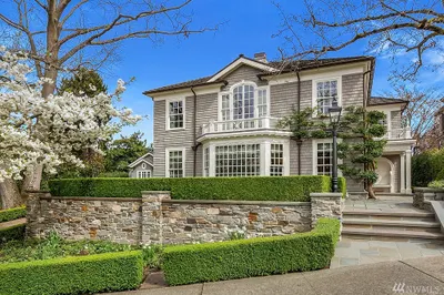 1644 Windermere Dr E