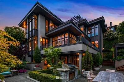 1100 5th Avenue W