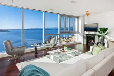 1521 2nd Avenue #2004