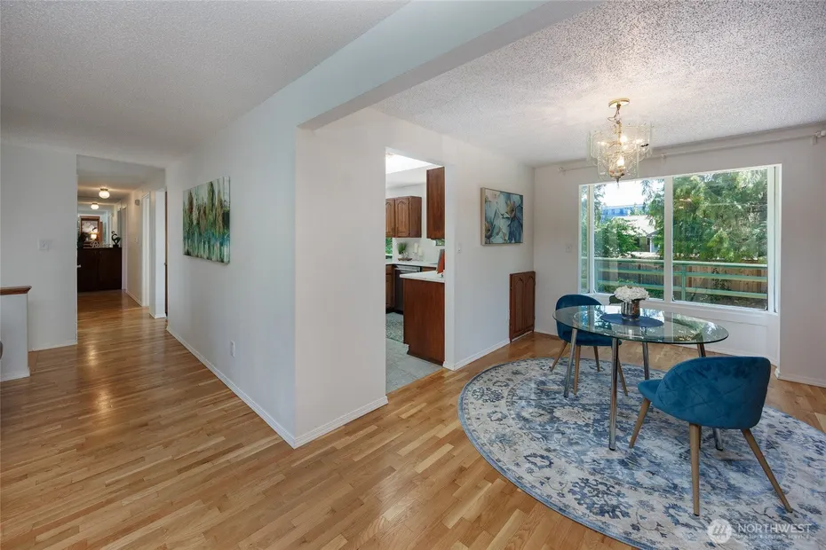 12822 NE 68th Street Photo 20