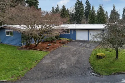 716 164th Ave Se