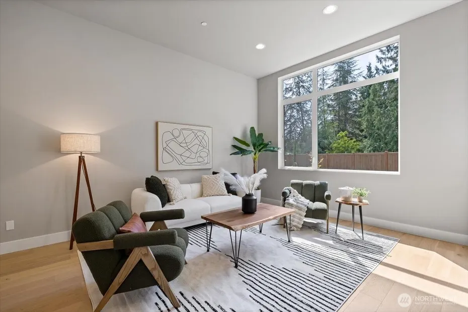 23018 30th Drive SE Photo 14