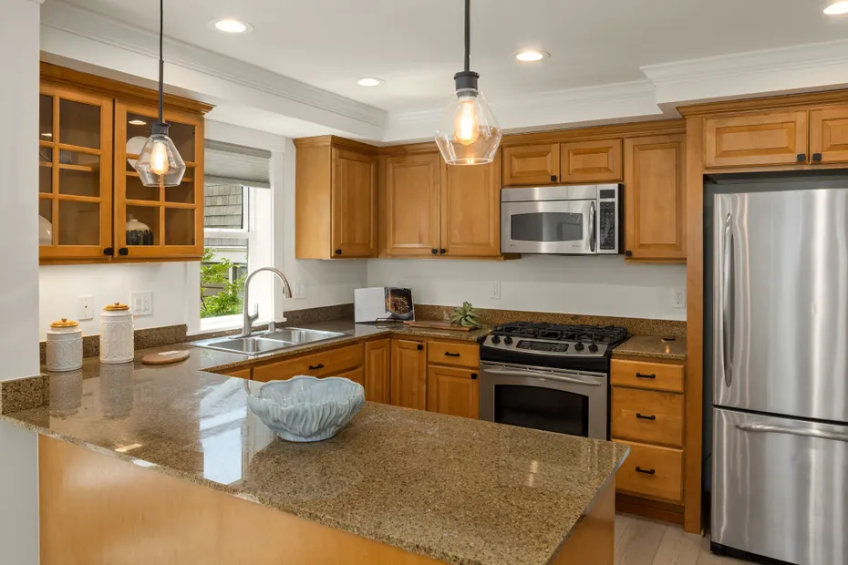 746 Boylston Avenue E #A Photo 16