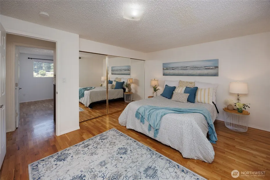 12822 NE 68th Street Photo 24