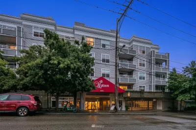 520 2nd Avenue W #302