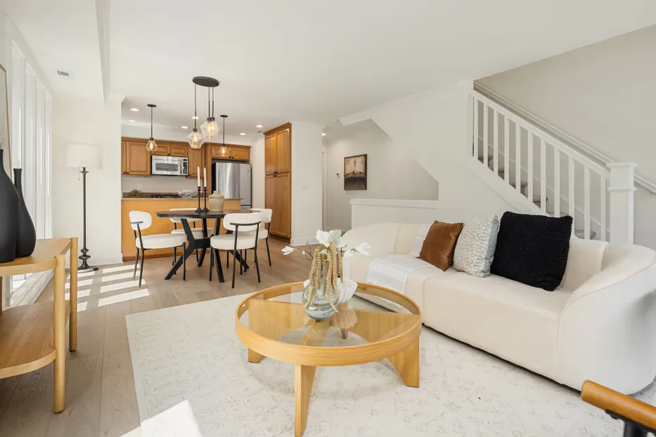 746 Boylston Avenue E #A Photo 9