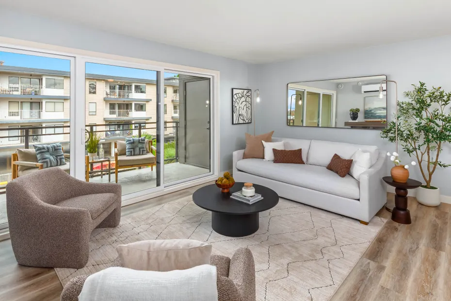 6401 Lake Washington Boulevard NE #307 Photo 4