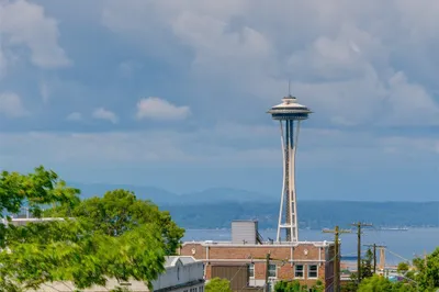 1100 E Harrison St #401