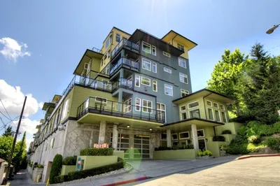 655 Crockett St #A403