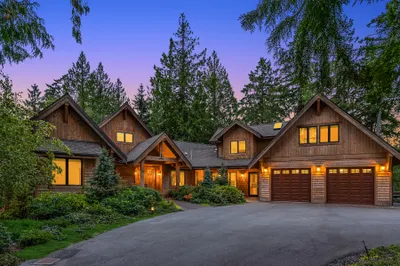 9721 NE Charisma Circle