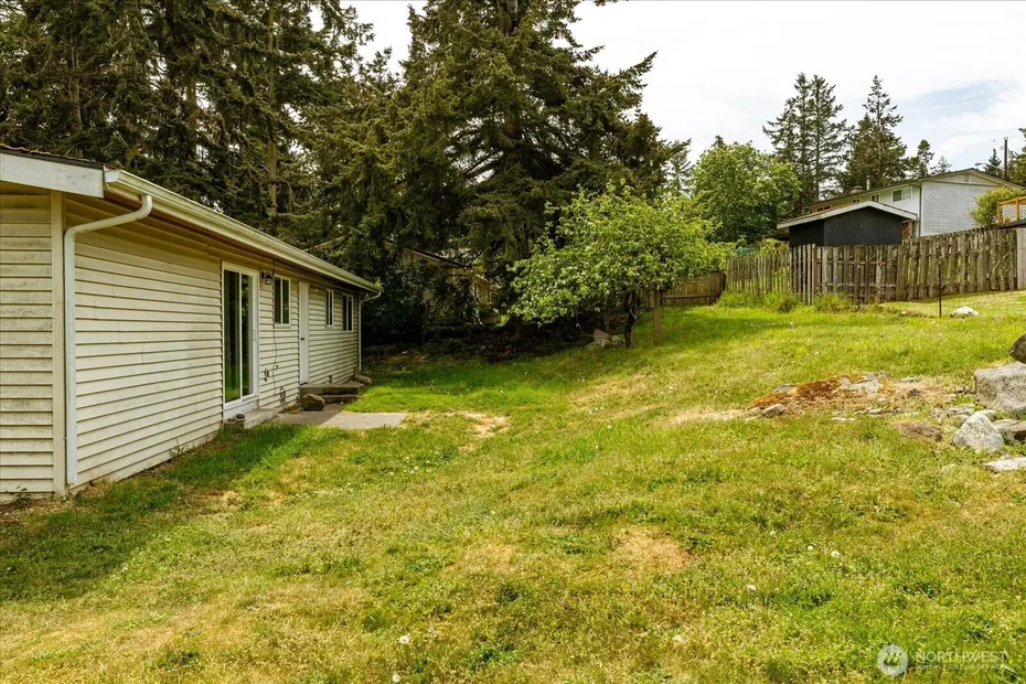 2642 Olympic Drive Photo 22