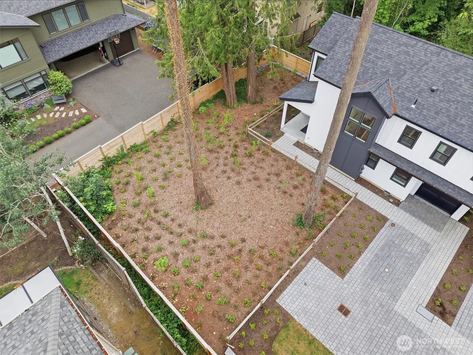 12426 NE 90th Street Photo 35