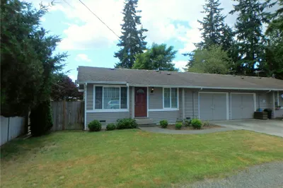 2002 Jackson Ave