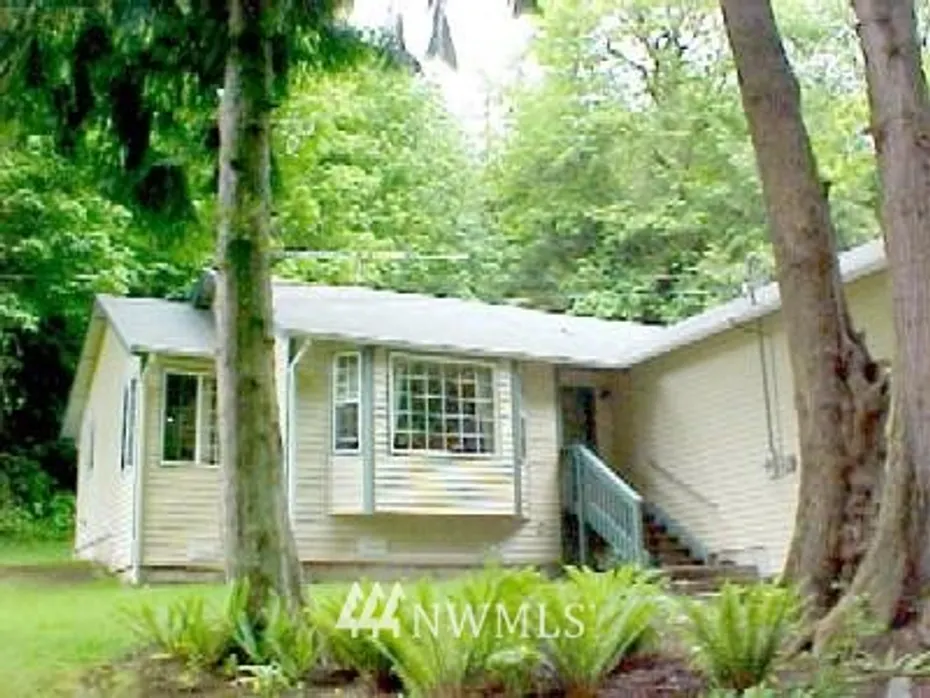 7003 Happy Hollow Road Photo 1