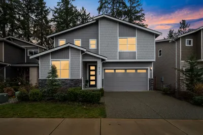 18703 Meridian Place W