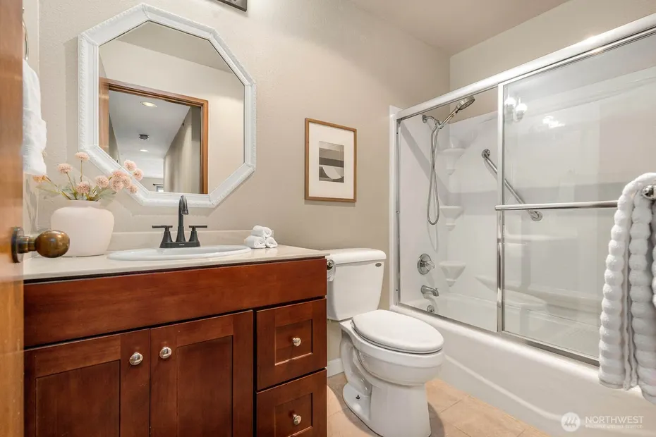 1070 5th Avenue S #207 Photo 18