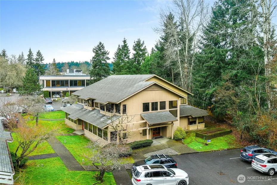 12509 NE Bel Red Road Photo 3