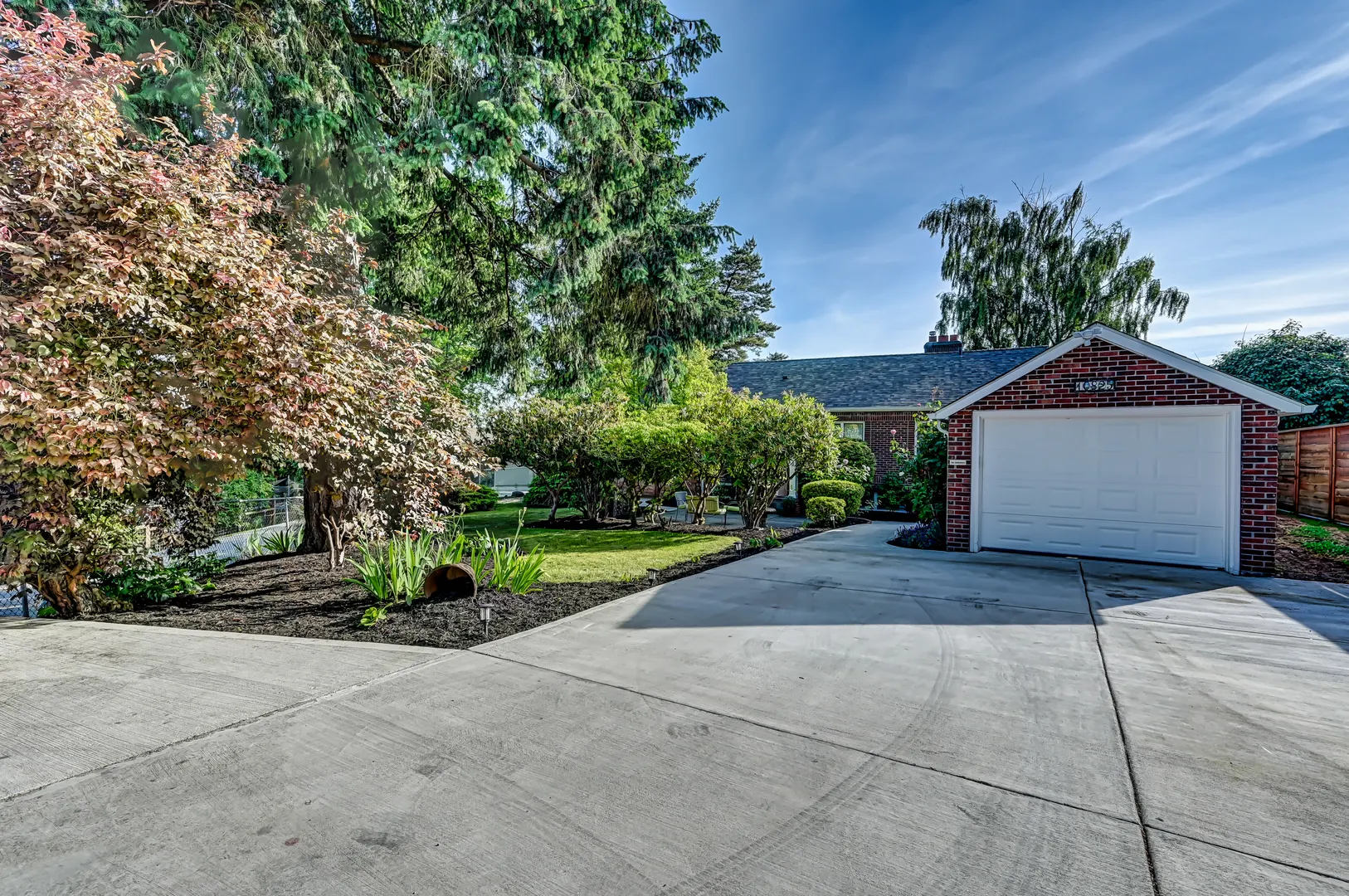10825 Marine View Drive Sw