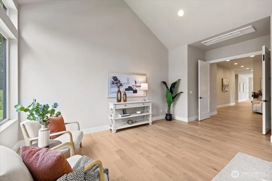 23018 30th Drive SE Photo 17