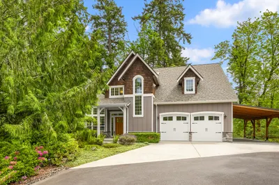 3029 Yankee Girl Circle Ne
