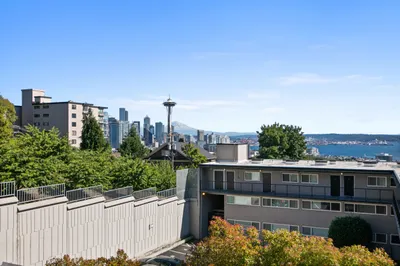 7 Highland Dr #104