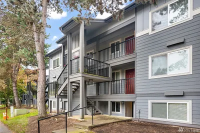 11107 NE 125th Lane #F-122