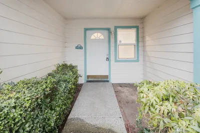 17513 52nd Ave W #D