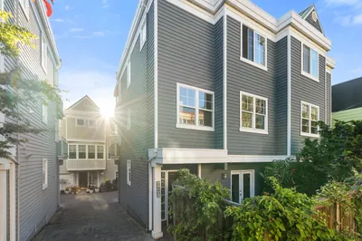 619 Federal Avenue E #A