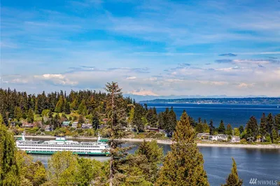 10866 NE Bill Point Dr