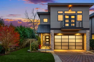 1250 4th Street W
