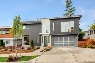 10232 NE 68th Place