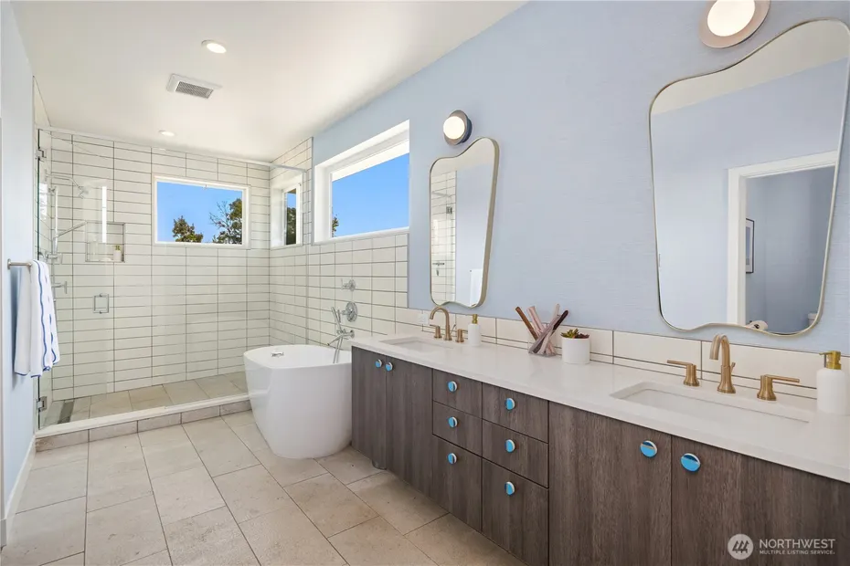 3215 39th Avenue W Photo 33