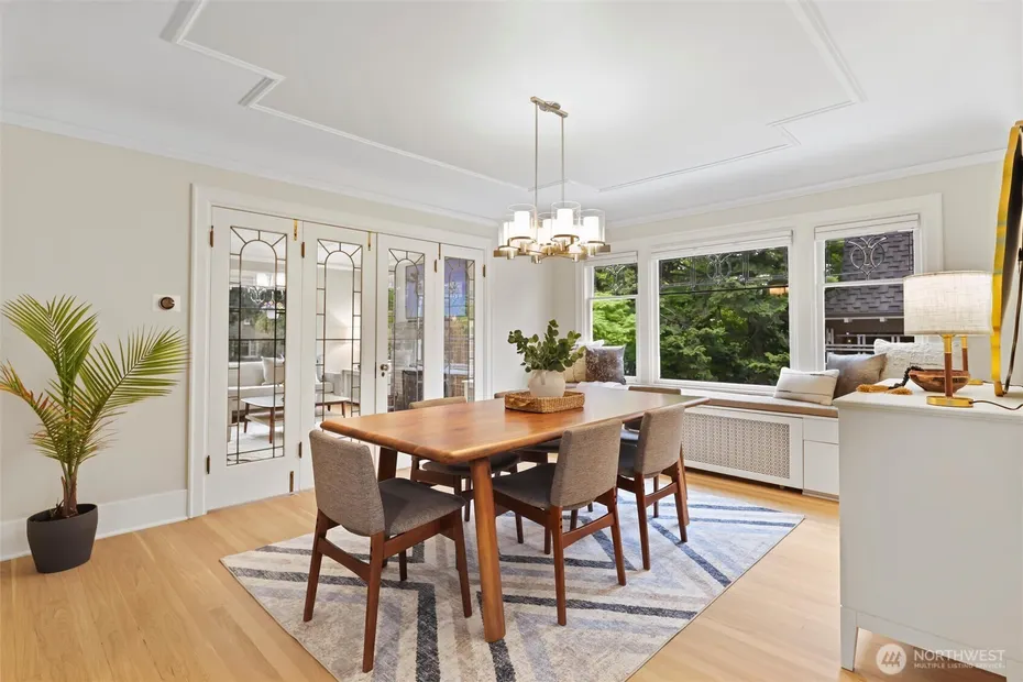 1852 E Shelby Street Photo 8