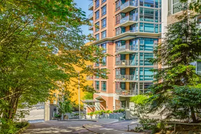 1420 Terry Avenue #1401