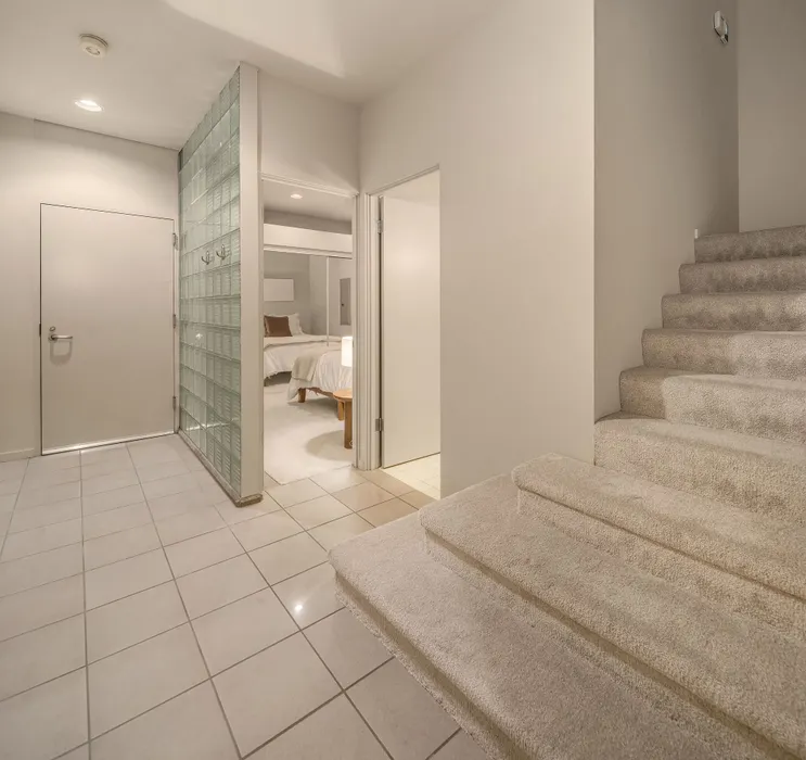 1425 Western Avenue #U403 Photo 22