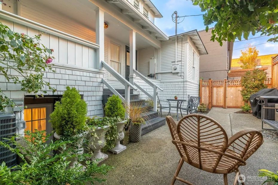 116 4th Avenue N Photo 31
