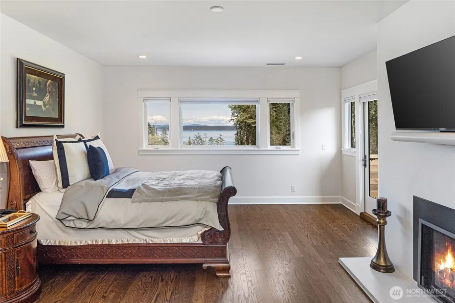 735 Rosler Road Photo 28
