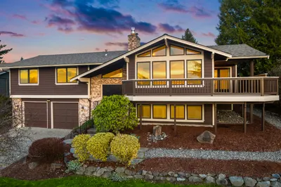 6210 105th Avenue Ne