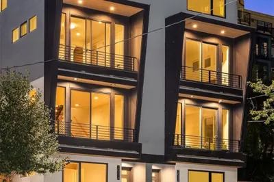 2011 Dexter Avenue N #A