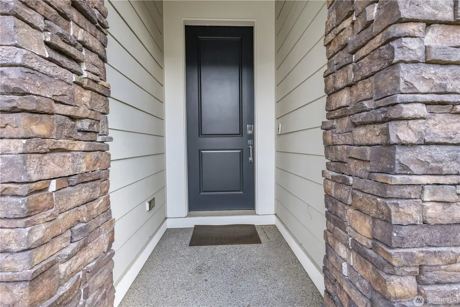 270660 Summit Park Way SE Photo 2