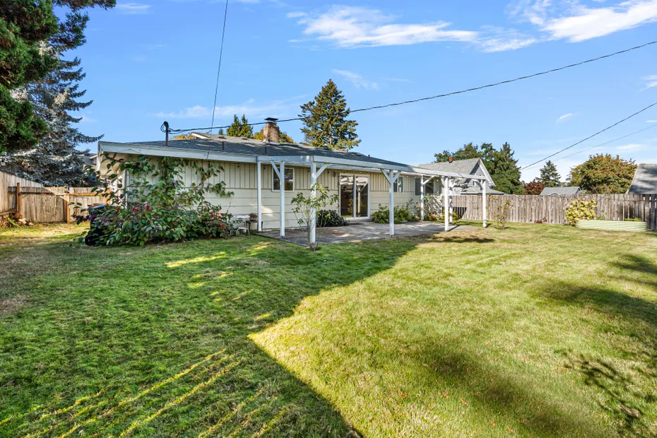5031 N Bristol Street Photo 25