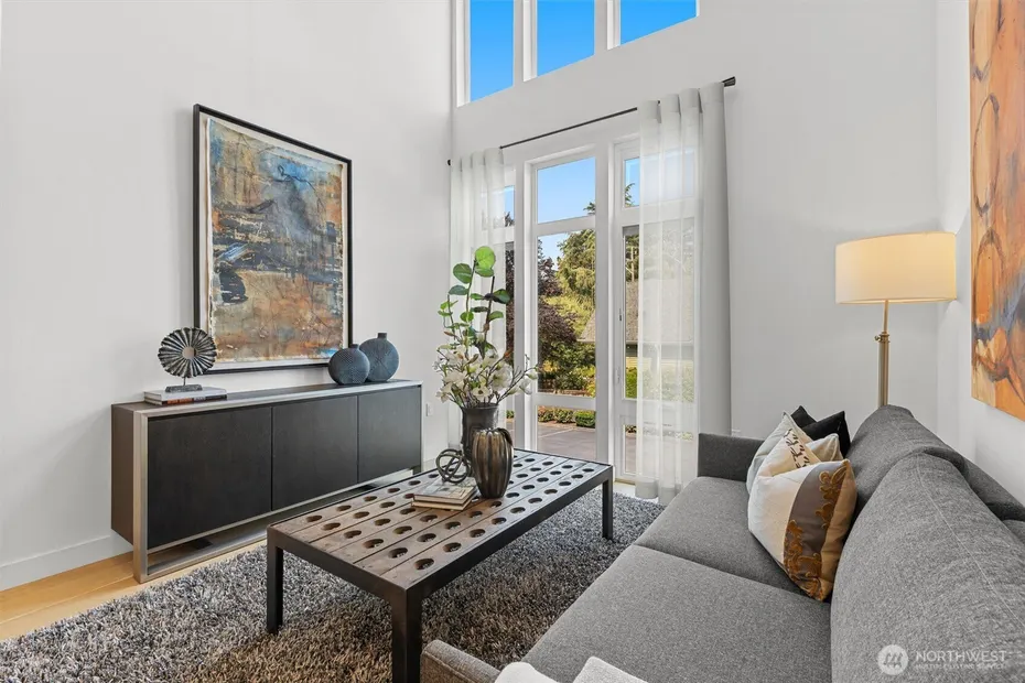 222 10th Avenue E #D Photo 4