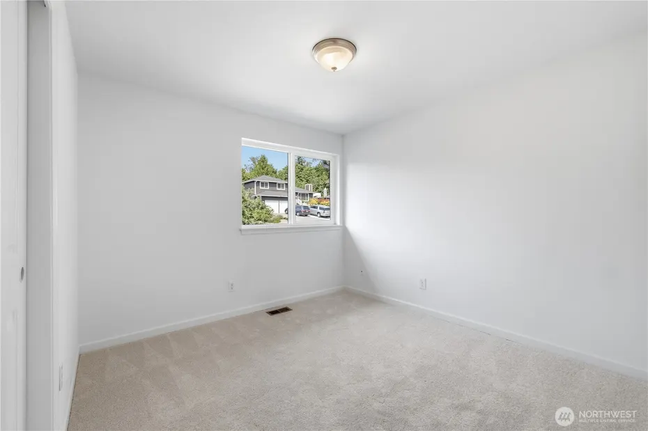 1228 223rd Street SW Photo 20