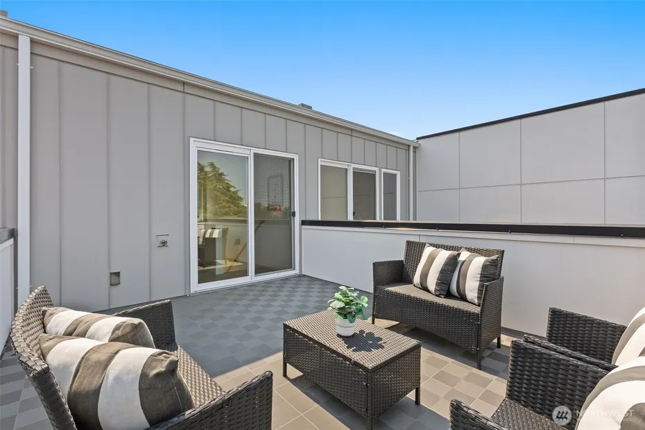 222 10th Avenue E #D Photo 30