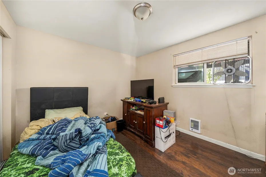 1561 S 35th Street Photo 24