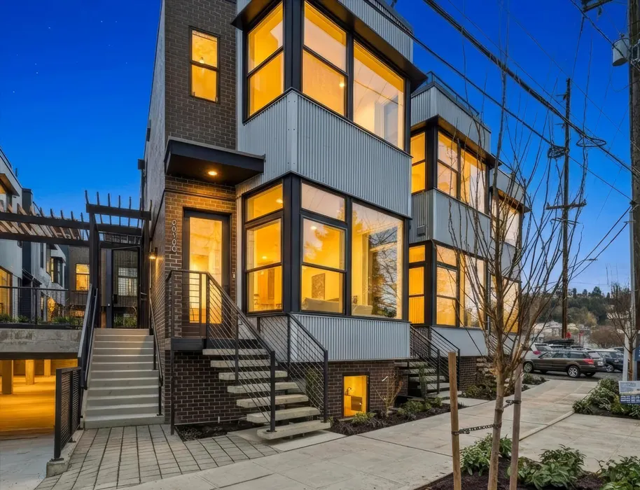 2010 Fairview Avenue E #C Photo 1
