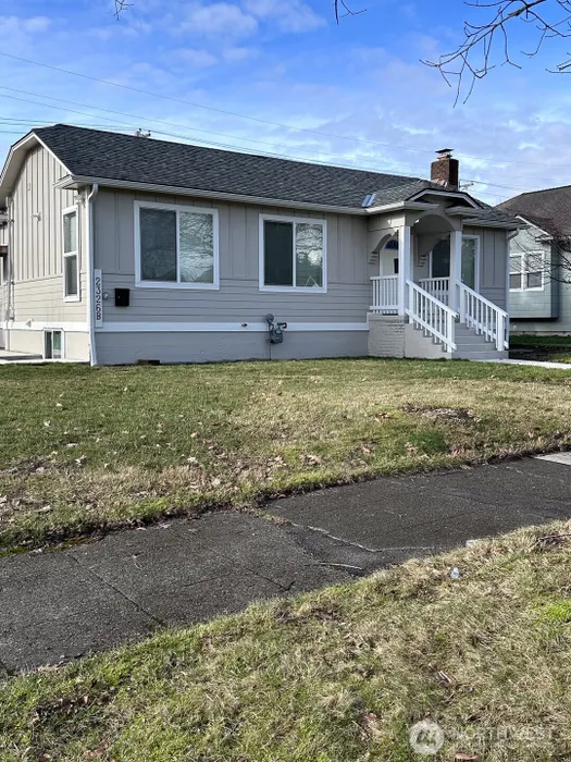 2326 McDougall Avenue Photo 7